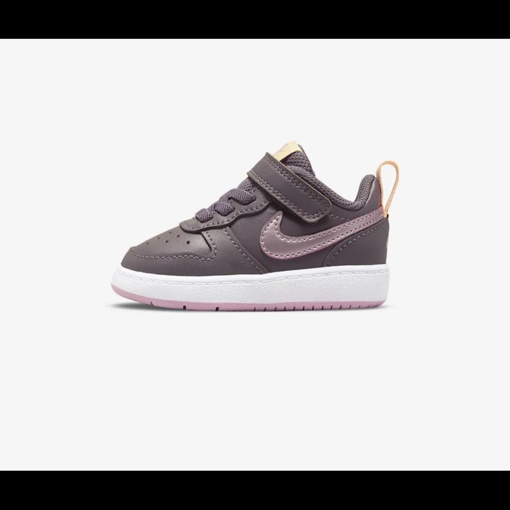 Nike Court Borough Low 2